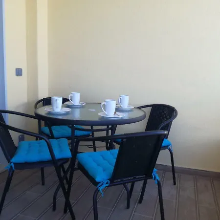 First Line Ocean View Apartmán