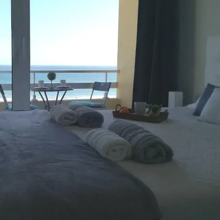 First Line Ocean View * بورتيماو